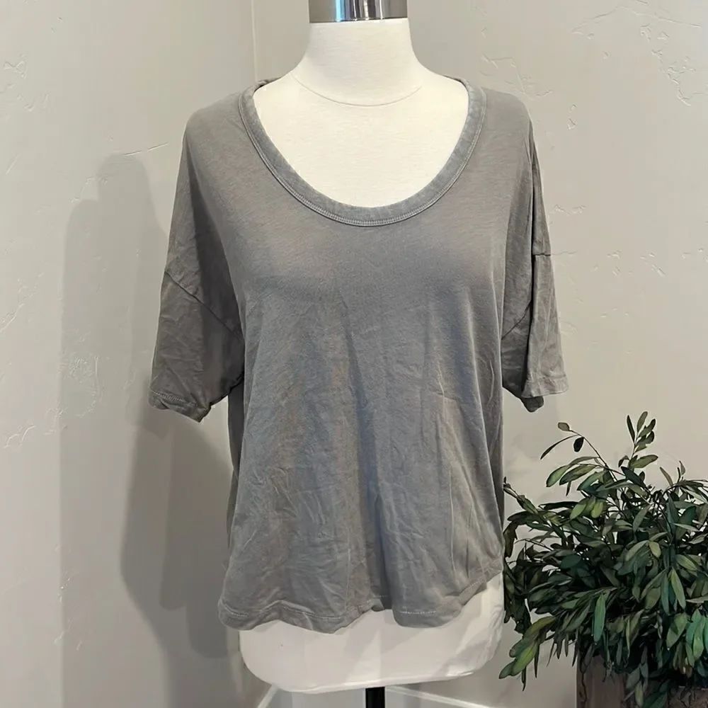 Athleta Scoop Neck T-shirt